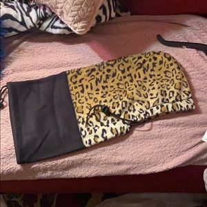 6 in 1 leopard fleece hood, new with tags